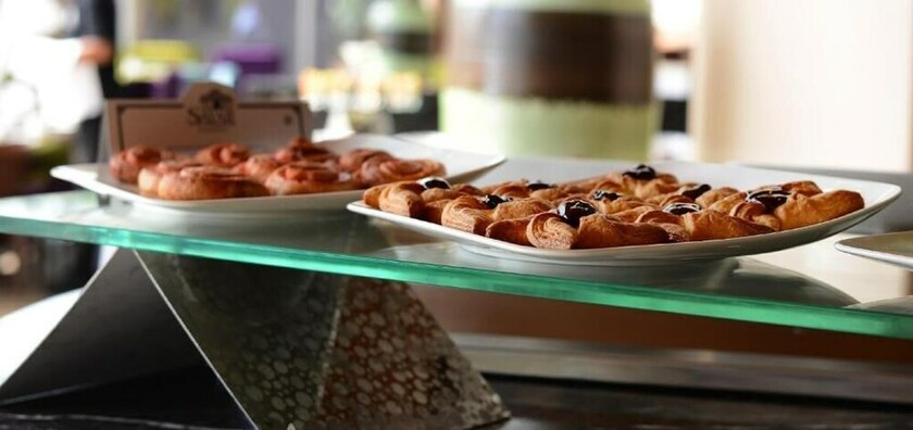 Imagen del bar/restaurante del Hotel Sayaji Kolhapur. Foto 18