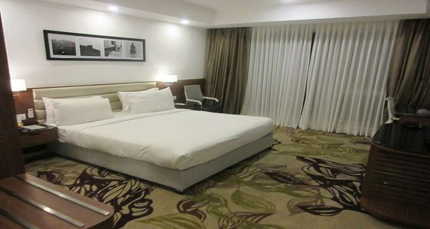 Imagen de la habitación del Hotel Sayaji Kolhapur. Foto 23