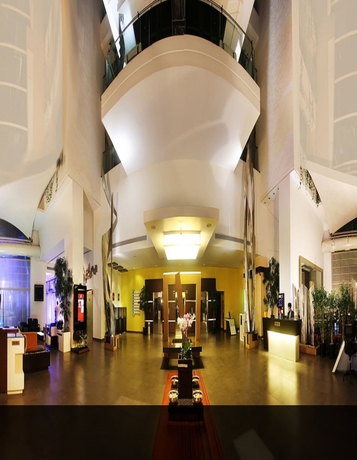 Imagen de los interiores del Hotel Sayaji Pune. Foto 13