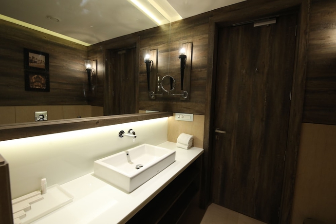 Imagen de la habitación del Hotel Sayaji Rajkot. Foto 16