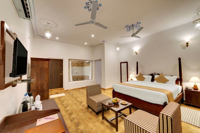 Imagen de la habitación del Hotel Sayaji Resort and Spa Udaipur. Foto 18