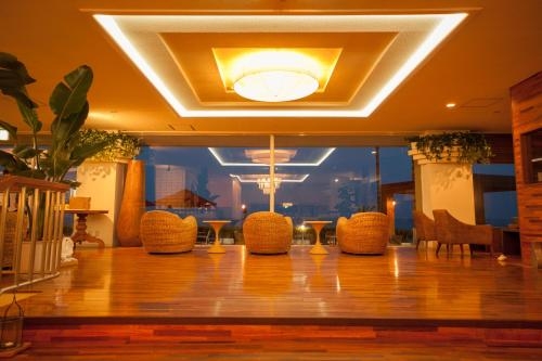 Imagen general del Hotel Sayan Terrace and Resort. Foto 3