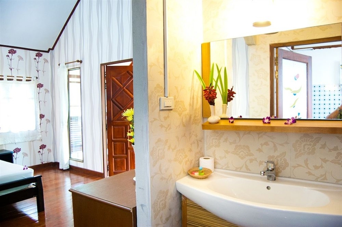 Imagen de la habitación del Hotel Sayang Beach Resort. Foto 12
