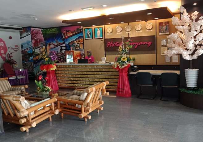 Imagen de los interiores del Hotel Sayang. Foto 16