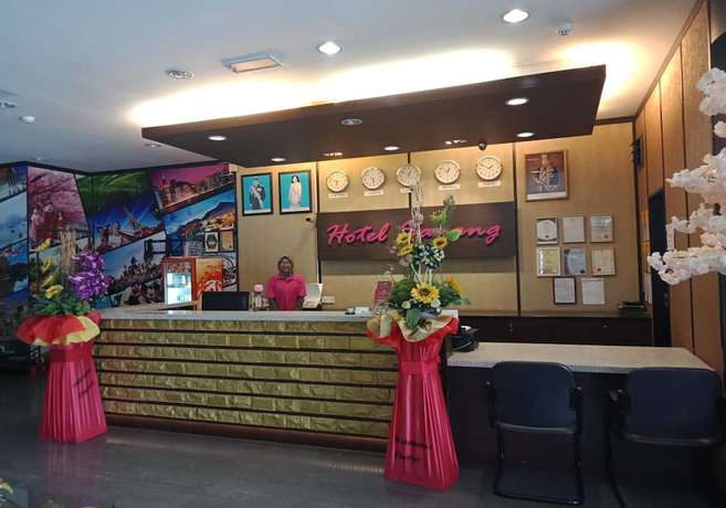 Imagen de los interiores del Hotel Sayang. Foto 17