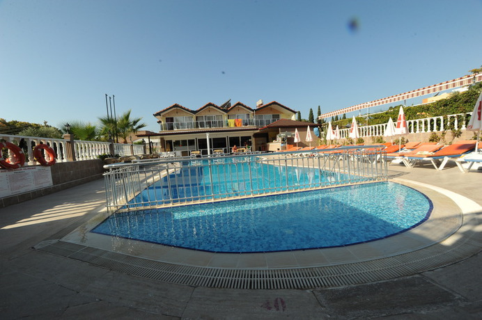 Imagen general del Hotel Sayanora & Park. Foto 1