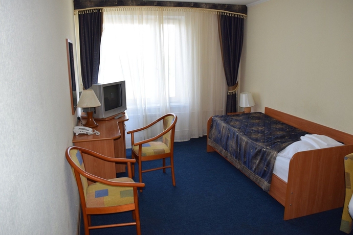 Imagen de la habitación del Hotel Sayany. Foto 15