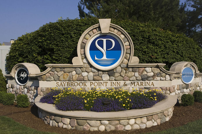 Imagen de los interiores del Hotel Saybrook Point Resort and Marina. Foto 16