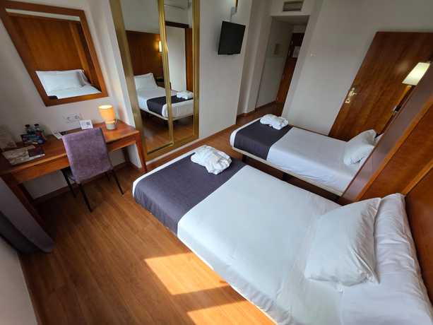 Imagen de la habitación del Hotel Saylu. Foto 11