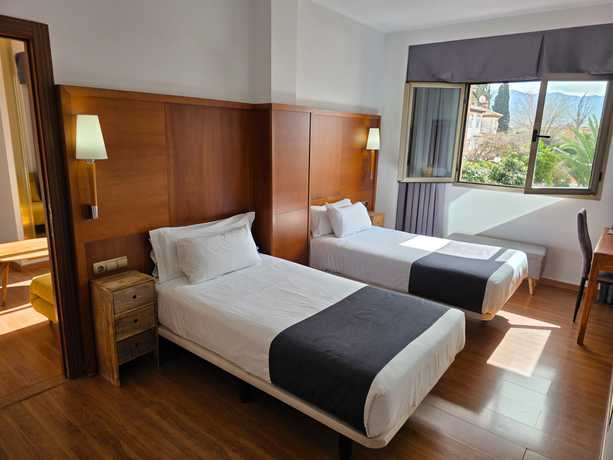 Imagen de la habitación del Hotel Saylu. Foto 17