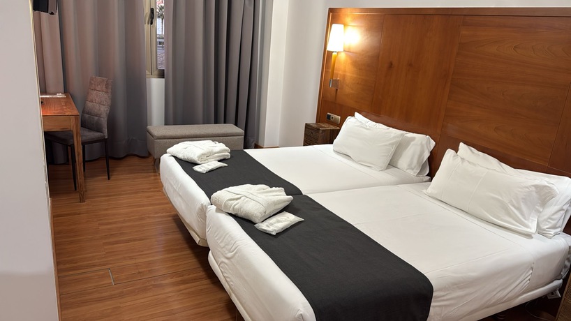 Imagen de la habitación del Hotel Saylu. Foto 19