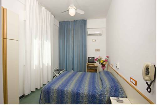 Imagen de la habitación del Hotel Sayonara, Cattolica. Foto 3