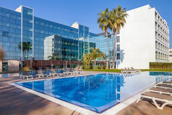 Imagen de la piscina del Hotel Sb Bcn Events. Foto 17