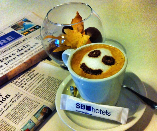 Imagen del bar/restaurante del Hotel Sb Corona Tortosa. Foto 3