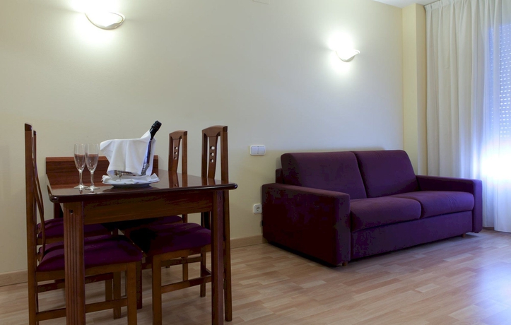 Imagen de la habitación del Hotel Sb Corona Tortosa. Foto 7