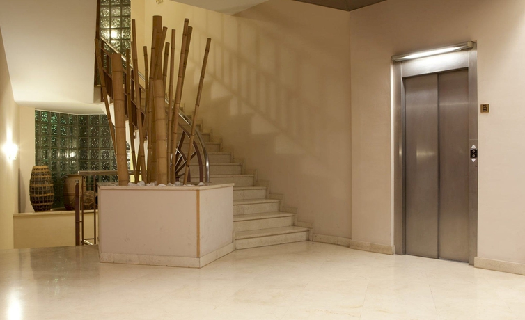 Imagen de los interiores del Hotel Sb Corona Tortosa. Foto 11