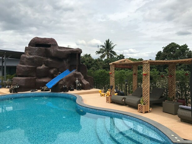 Imagen general del Hotel Sb Holiday Resort. Foto 15