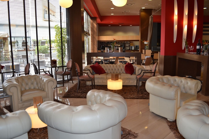 Imagen de los interiores del Hotel Sb Icaria. Foto 10