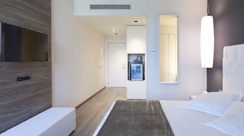 Imagen de la habitación del Hotel Sb Plaza Europa. Foto 8