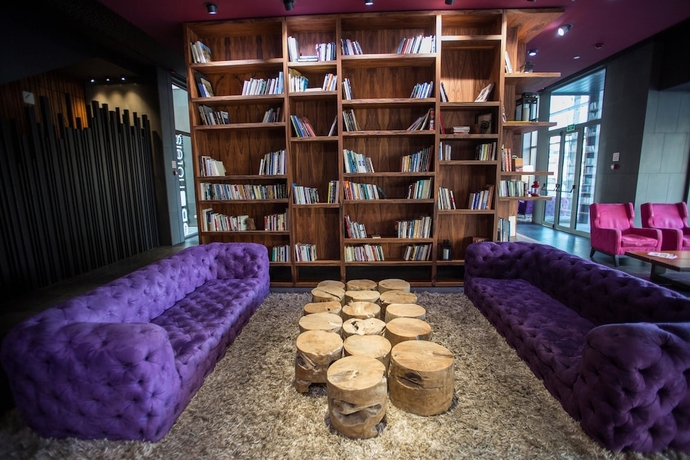 Imagen de los interiores del Hotel Sb Plaza Europa. Foto 13