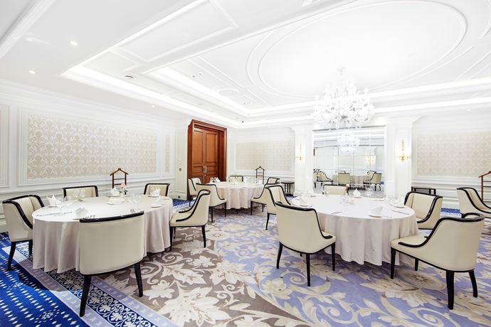 Imagen del bar/restaurante del Hotel Sberbank Corporate Center. Foto 2