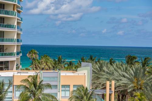 Imagen de la habitación del Hotel Sbv Luxury Ocean Suites. Foto 1