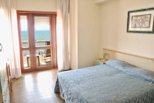 Imagen de la habitación del Hotel Scacciapensieri. Foto 7