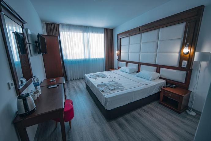 Imagen general del Hotel Scala Nuova Beach. Foto 10