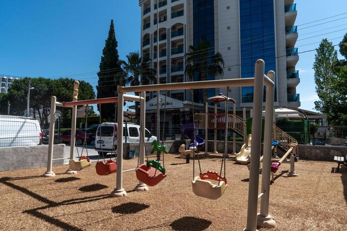 Imagen general del Hotel Scala Nuova Beach. Foto 13