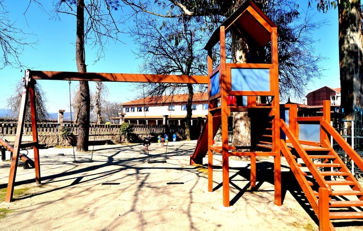 Imagen de los exteriores del Hotel Scala, Padr&oacute;n. Foto 16