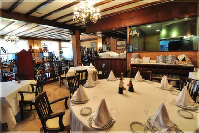 Imagen del bar/restaurante del Hotel Scala, Padron. Foto 8