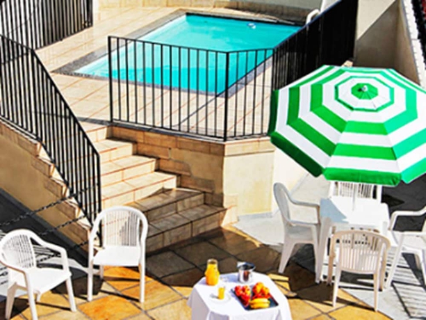 Imagen de la piscina del Hotel Scala Residence. Foto 19