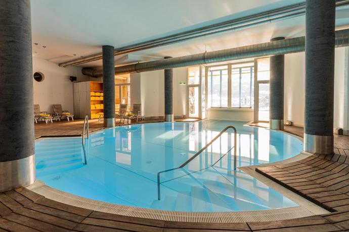 Imagen de la piscina del Hotel Scalaria Sunset Wing. Foto 13