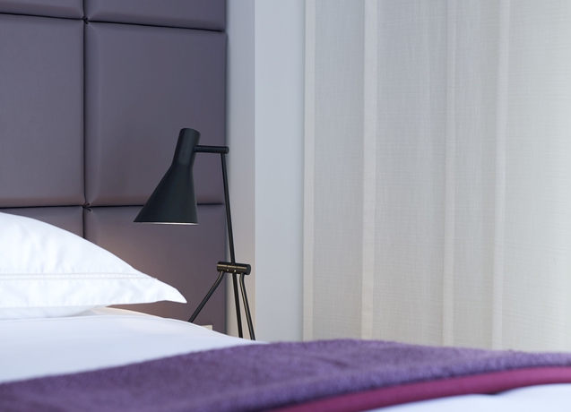 Imagen de la habitación del Hotel Scale Suites. Foto 4