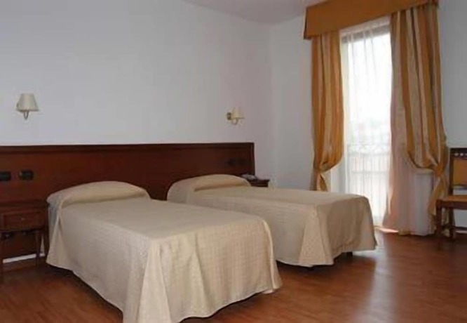 Imagen de la habitación del Hotel Scaligero. Foto 12