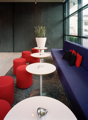 Imagen de los interiores del Hotel Scandic Alvik. Foto 14