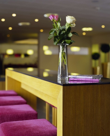 Imagen de los interiores del Hotel Scandic Asker. Foto 18