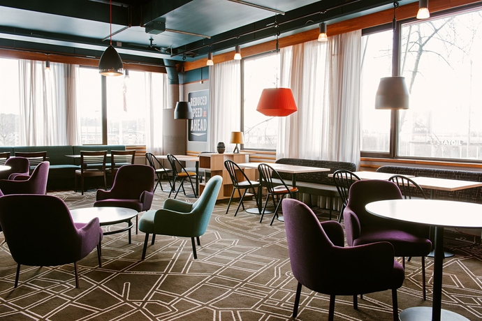 Imagen del bar/restaurante del Hotel Scandic Backadal. Foto 3