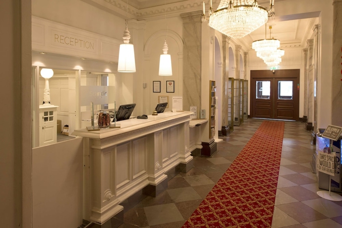 Imagen de los interiores del Hotel Scandic Billingen. Foto 15