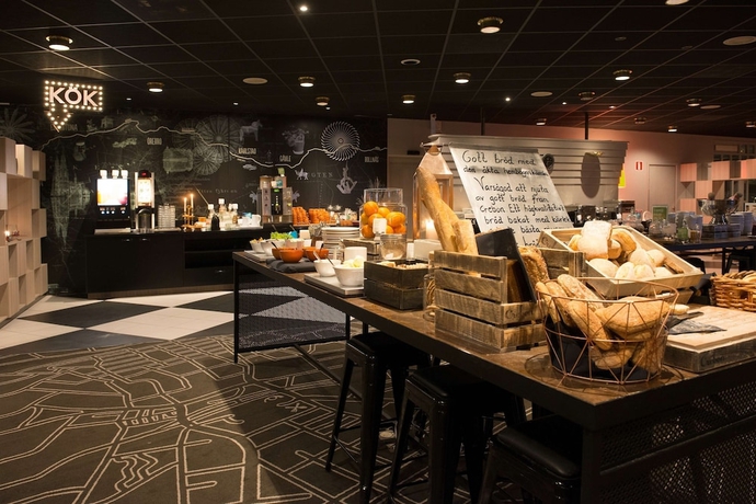 Imagen del bar/restaurante del Hotel Scandic Bolln&auml;s. Foto 7