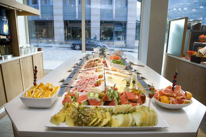 Imagen del bar/restaurante del Hotel Scandic Byparken. Foto 3