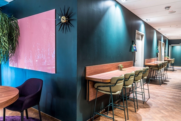 Imagen de los interiores del Hotel Scandic Continental. Foto 14