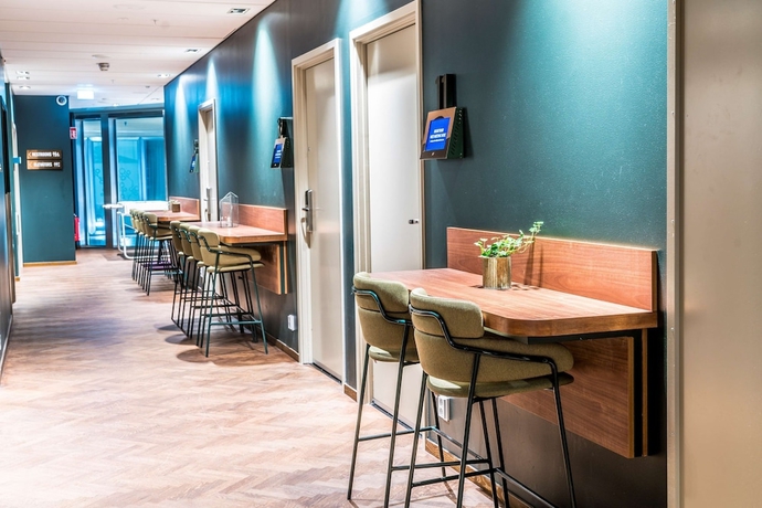 Imagen de los interiores del Hotel Scandic Continental. Foto 19