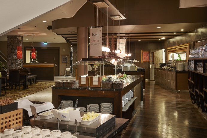 Imagen del bar/restaurante del Hotel Scandic Eden Nokia. Foto 6