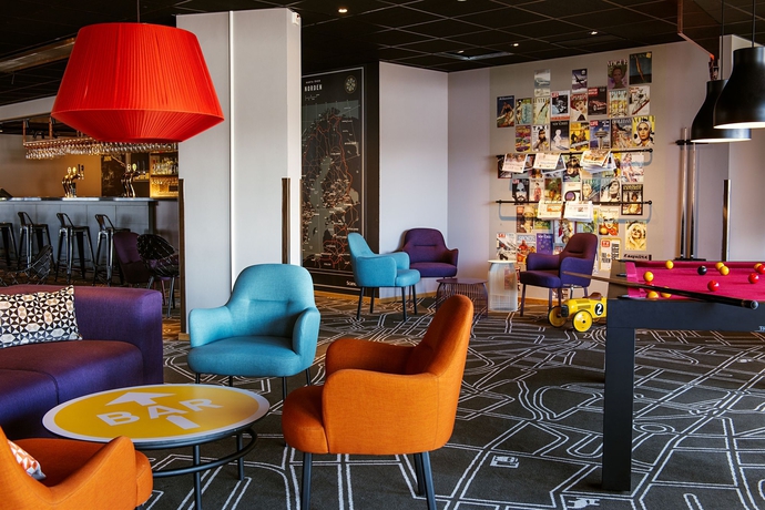 Imagen del bar/restaurante del Hotel Scandic Elmia. Foto 3