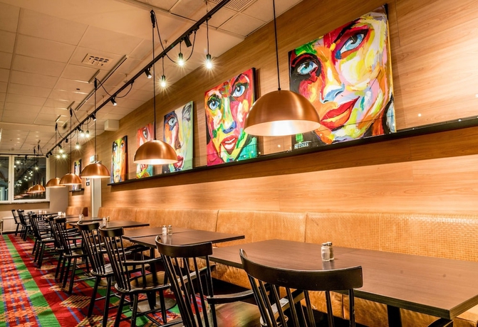 Imagen del bar/restaurante del Hotel Scandic Ferrum. Foto 4