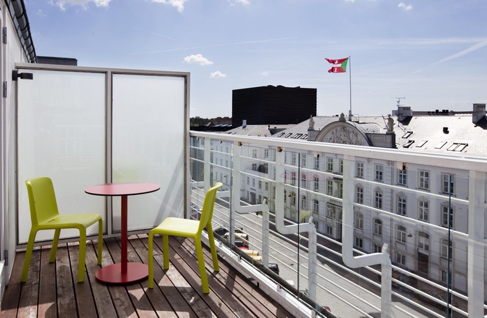 Imagen de los exteriores del Hotel Scandic Front. Foto 8