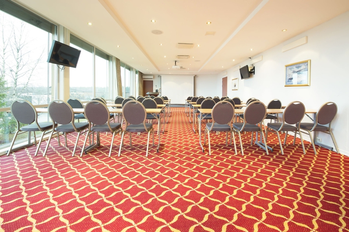 Imagen de los interiores del Hotel Scandic Gardermoen. Foto 9