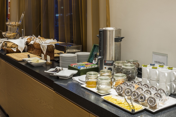 Imagen del bar/restaurante del Hotel Scandic Gdansk. Foto 2