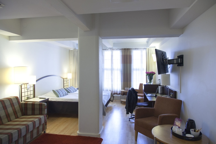 Imagen de los interiores del Hotel Scandic Grand Marina. Foto 14